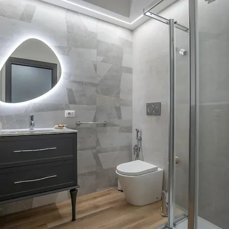 Апартаменти Iitana Luxury