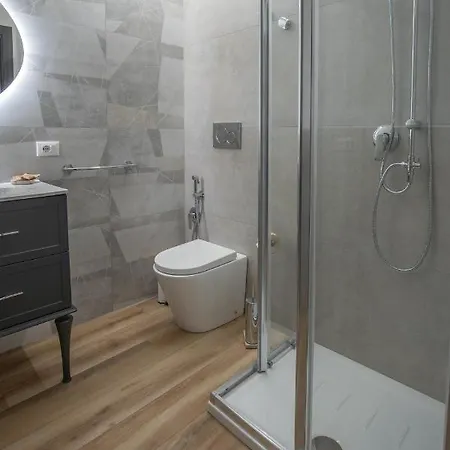 Iitana Luxury