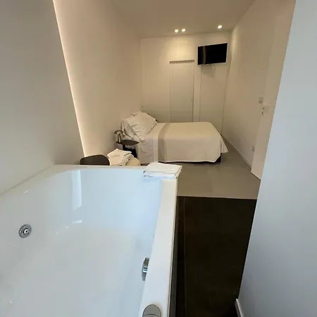 Iitana Luxury Катанія