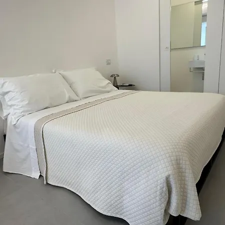 Iitana Luxury * Катанія